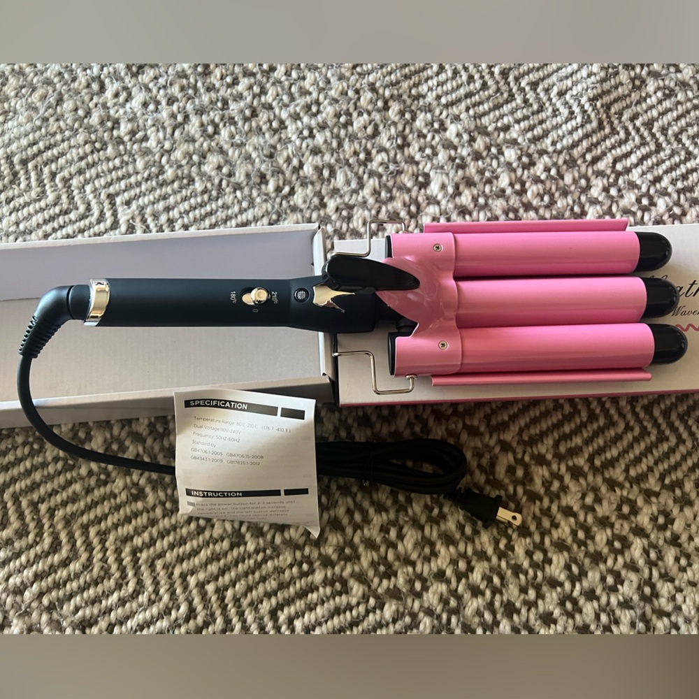 New in Box 1 inch Barrel Hair Waver
